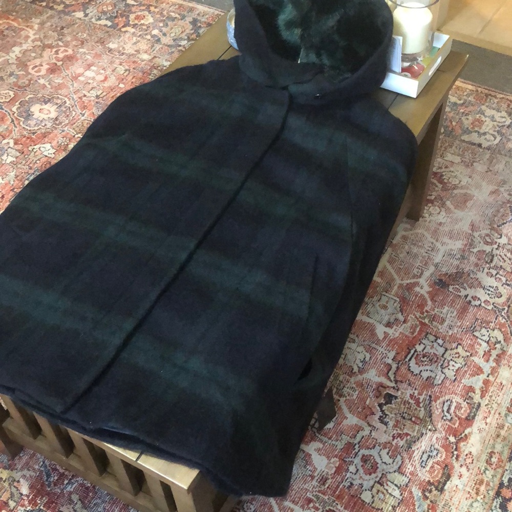 Zara Basic Plaid Winter Cape